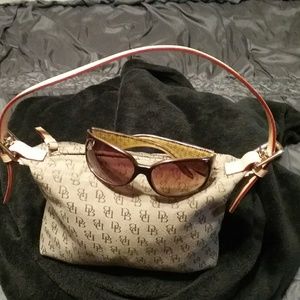 Small Dooney & Bourke bag